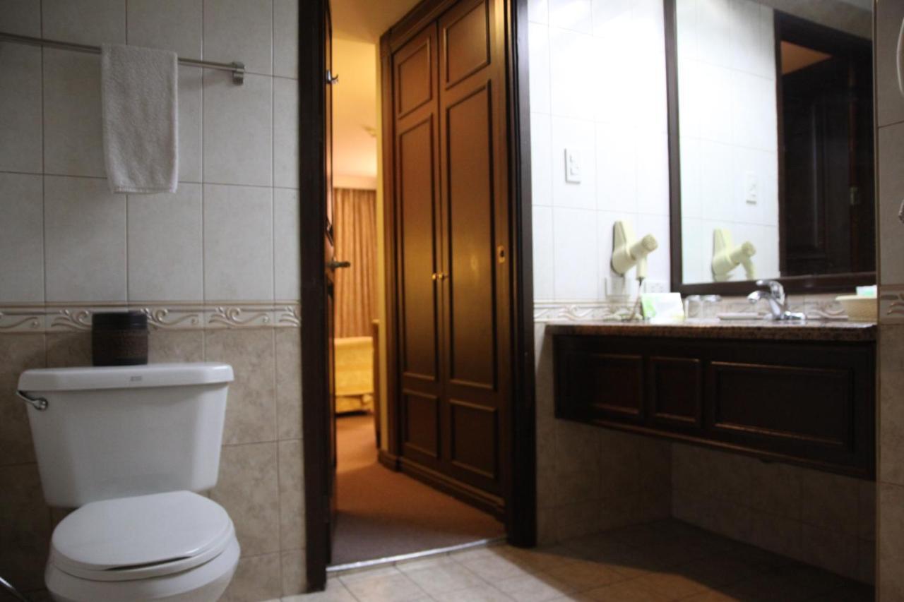 Herald Solana Hotel Makati City